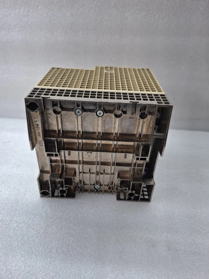 Siemens 6ES5 095-8MA02 Simatic S5-95U PLC Programmable Logic Controller Used